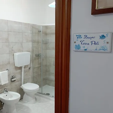 Lucia Oda ve Kahvaltı